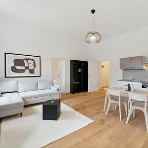  Διαμέρισμα Center Designer Central Modern