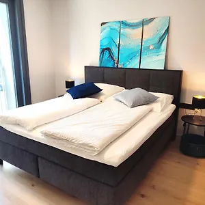 Design City Center - Free Parking! Appartement