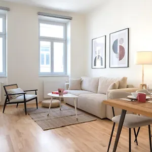 City Apartments Vienna Apartment